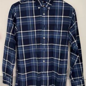 Uniqlo Navy and Light Blue Plaid Button Down Shirt